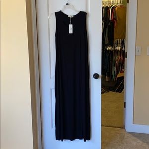 Long black dress